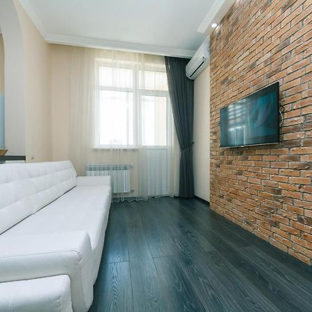 1К Люкс На Жилянская 118 Appartement Kiev Buitenkant foto