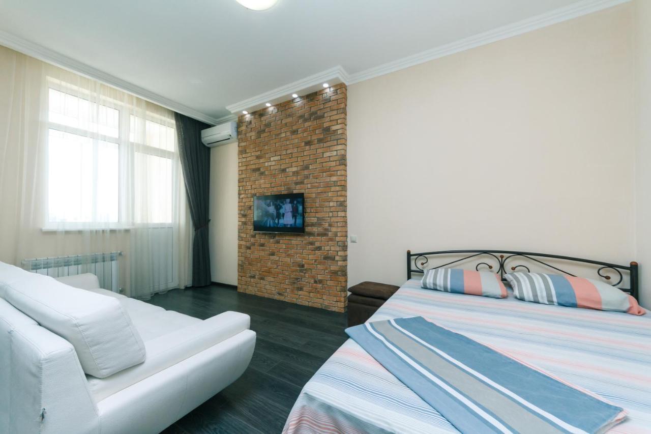 1К Люкс На Жилянская 118 Appartement Kiev Buitenkant foto