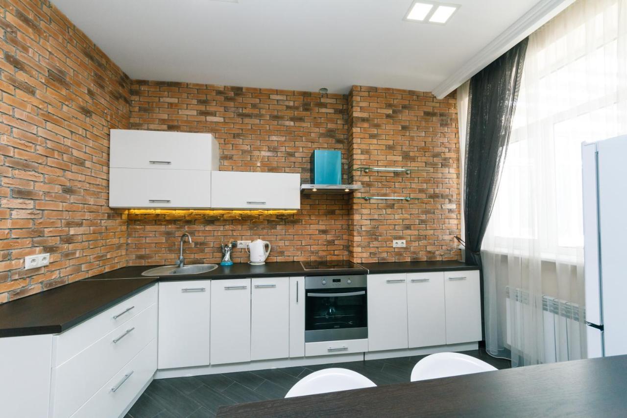 1К Люкс На Жилянская 118 Appartement Kiev Buitenkant foto