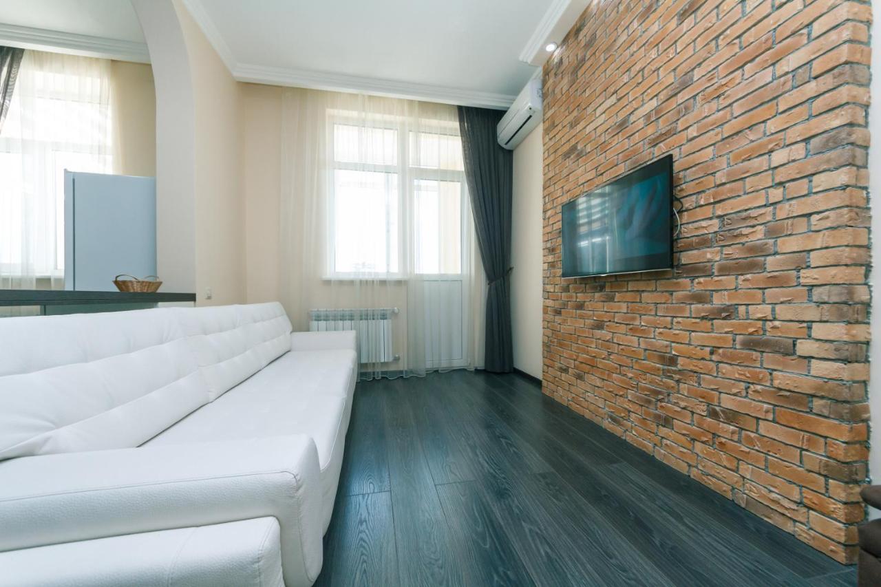 1К Люкс На Жилянская 118 Appartement Kiev Buitenkant foto